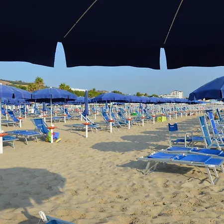 Lägenhet Pineta 22 Casa Al Mare *