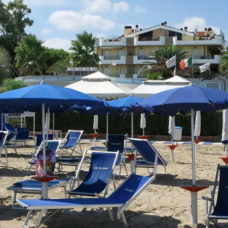 Pineta 22 Casa Al Mare * Roseto Degli Abruzzi