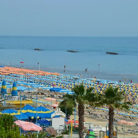 Pineta 22 Casa Al Mare *