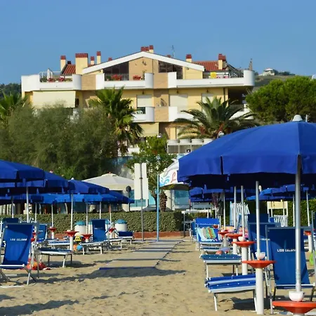 Pineta 22 Casa Al Mare Lägenhet